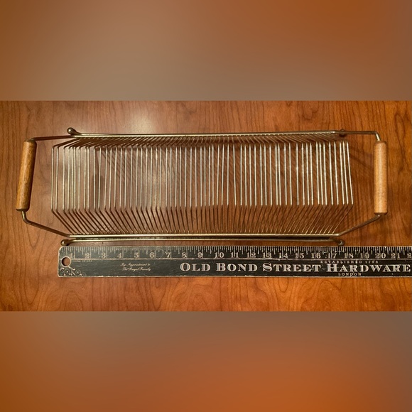 Mid-Century Record Rack - Picture 4 of 13